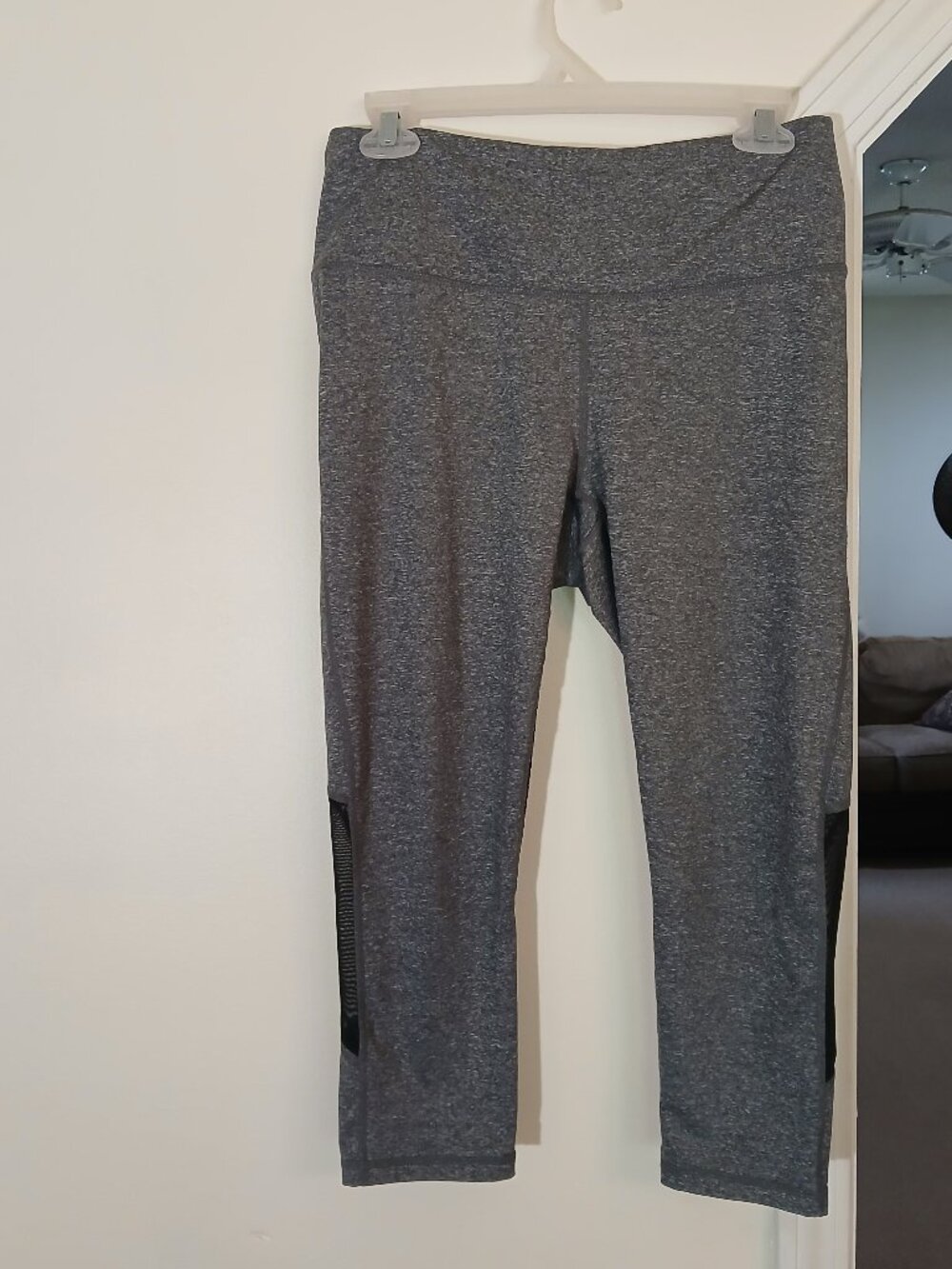Yoga/legging capris - Z by Zella - size large